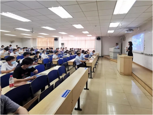 新“鋰”想 新起點(diǎn)！中偉2022年校園招聘中南大學(xué)站宣講會(huì)舉行